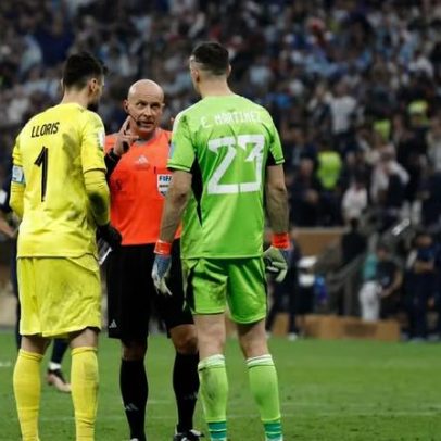 Árbitro da final da Copa de 2022 apita estreia da Argentina contra a Argélia