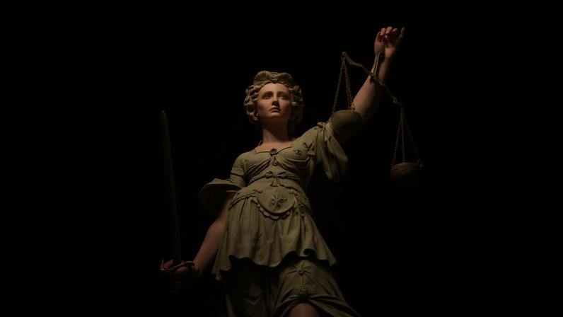 Figura alegórica Lady Justice, ou, em português, 'Dama da Justiça'. — Foto: Getty Images