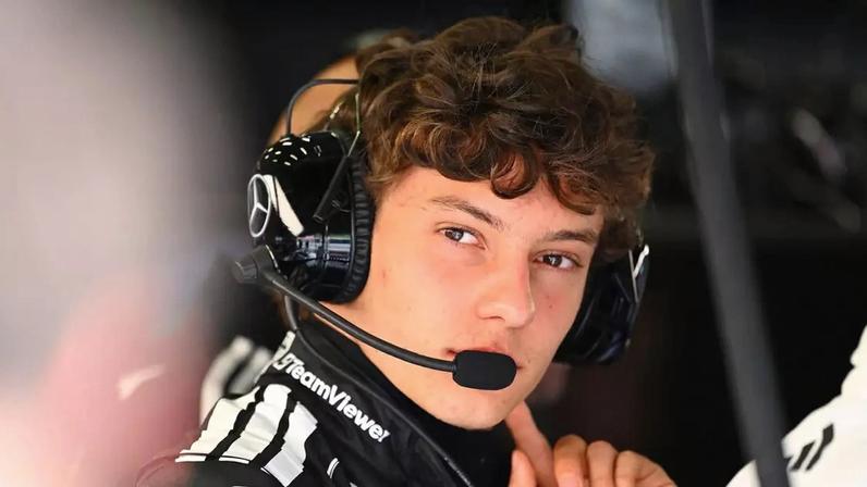 Após abandono de Antonelli, Mercedes faz mudanças no carro para Áustria