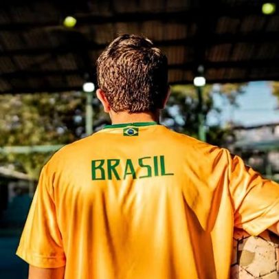 Como proteger dinheiro, celular e apps bancários ao assistir jogos fora de casa