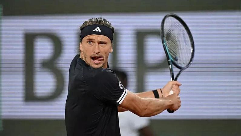 Alexander Zverev confirma favoritismo contra Jodar e avança à semi de Roland Garros