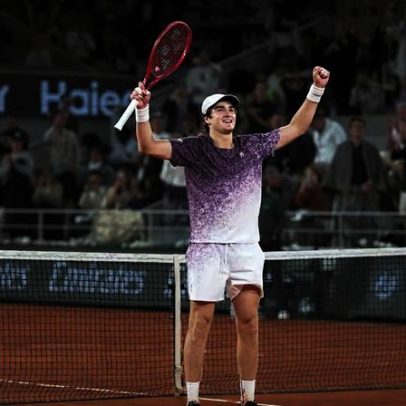 Ausência de VAR em momento decisivo da vitória de João Fonseca gera críticas a Roland Garros