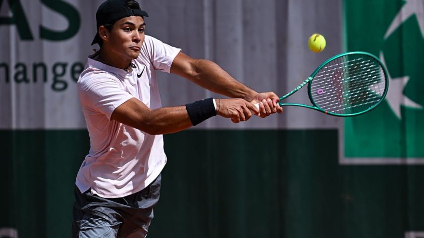 Novo número 1 do mundo, Guto Miguel avança à final do juvenil em Roland Garros — Foto: Daniel Kopatsch/Getty Images