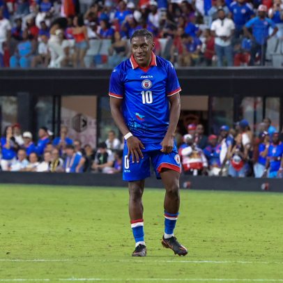FIFA acusa mensagem política e pede mudança na camisa do Haiti