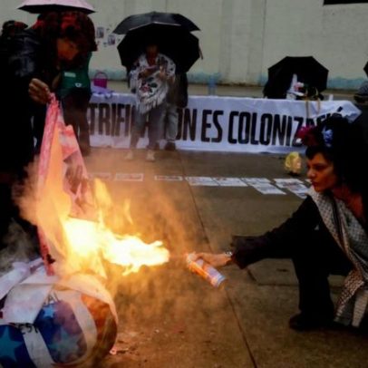 Protestos cercam anúncio de abertura da Copa pelo presidente do México
