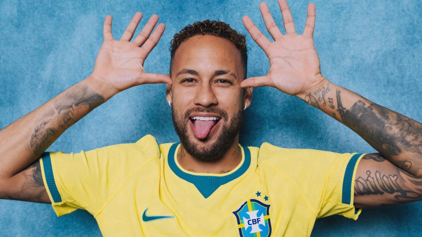 Neymar posa para ensaio do Brasil para a Copa do Mundo — Foto: Getty Images