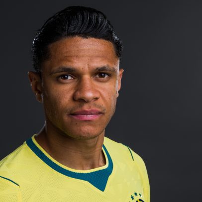 Perfil Pop da seleção: curiosidades sobre Douglas Santos em vídeo