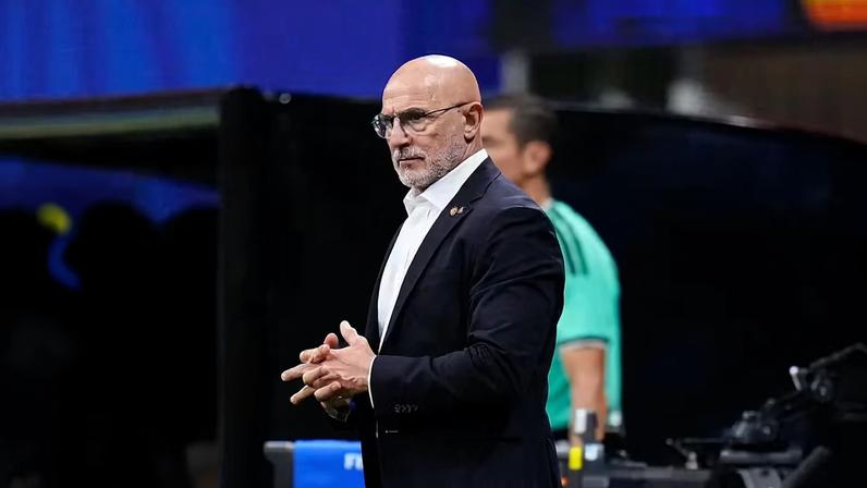 Luis de la Fuente, técnico da Espanha — Foto: Getty Images