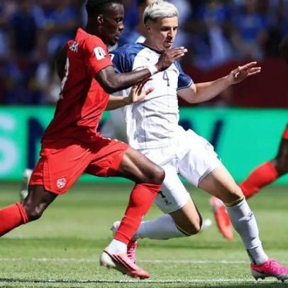 Canadá empata com a Bósnia na estreia e conquista seu primeiro ponto na Copa