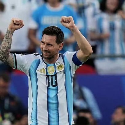 Messi celebra estreia da Argentina na Copa do Mundo