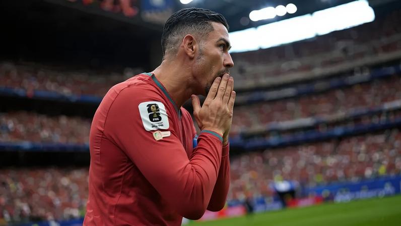 Cristiano Ronaldo tem patch especial na camisa de Portugal na Copa do Mundo.