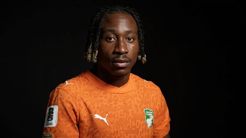 O atacante Yan Diomandé, em partida da Copa do Mundo pela Costa do Marfim.