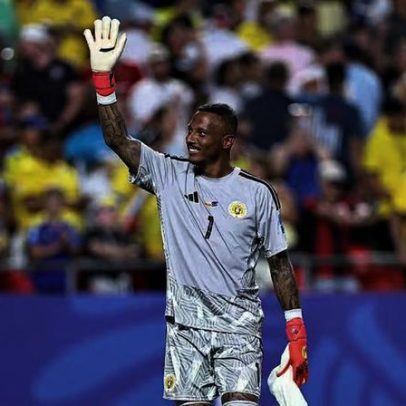 Goleiro Eloy Room faz atuação histórica por Curaçao