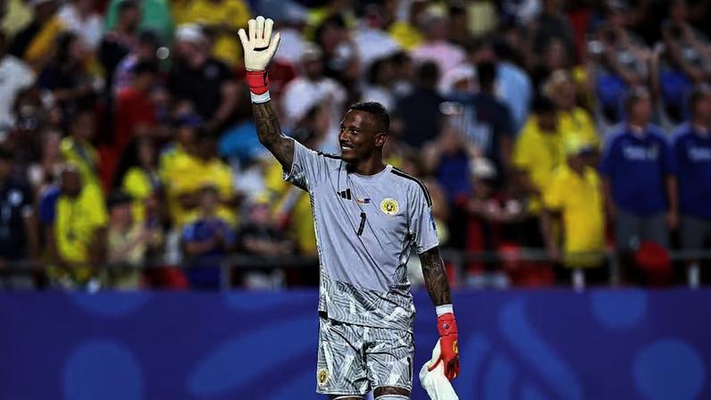 Eloy Room, goleiro de Curaçao, no jogo contra Equador pela Copa do Mundo — Foto: Robbie Jay Barratt/AMA/Getty Images