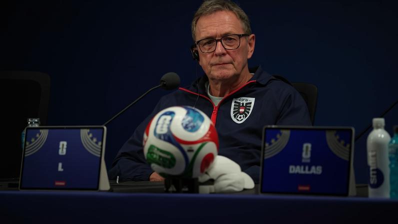 Ralf Rangnick rasga elogios a Lionel Messi — Foto: Getty Images