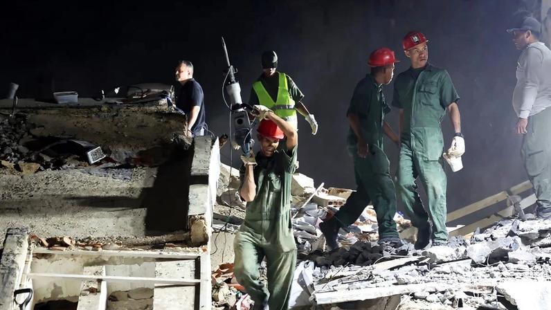 Buscas por desaparecidos após terremoto na Venezuela