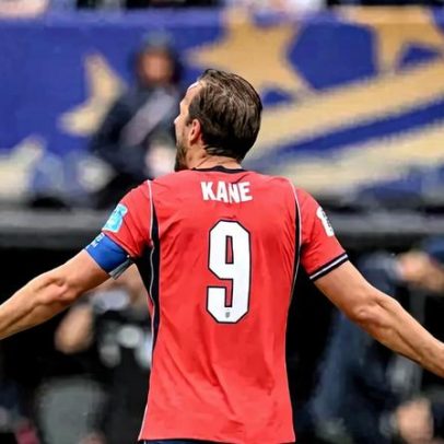 Harry Kane também usa esparadrapo em jogos da Copa ao lado de Endrick