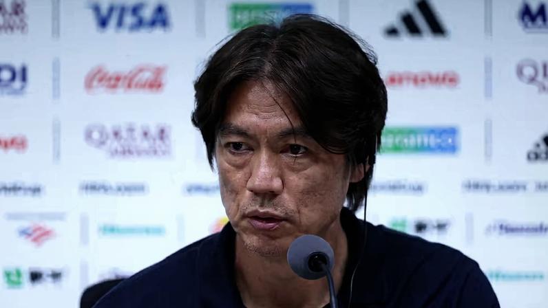 Hong Myung-Bo, técnico da Coreia do Sul, assumiu culpa pela derrota para a África do Sul — Foto: Julian Finney - FIFA/FIFA via Getty Images