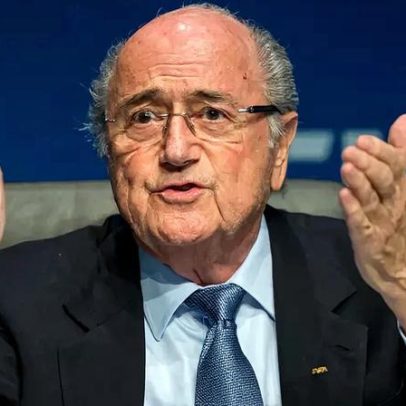 Blatter critica FIFA e Infantino após árbitro africano ser barrado nos EUA