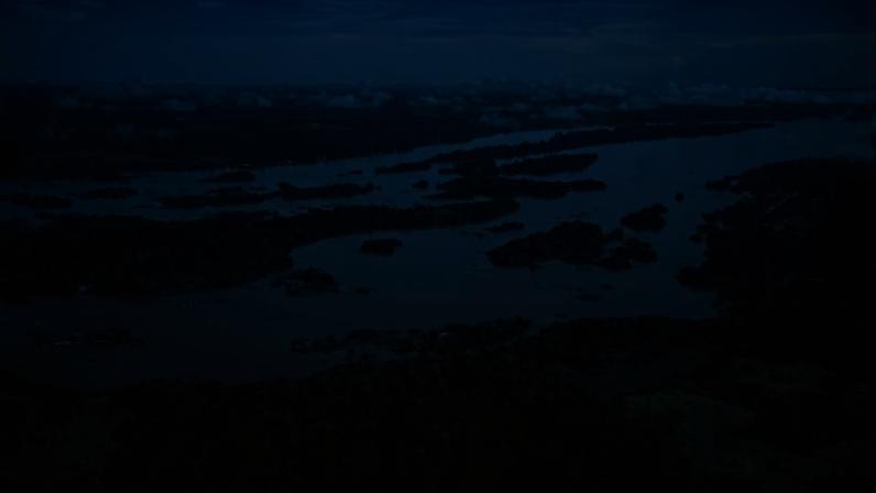 Rio Tapajós, no Pará, em meio à floresta amazônica brasileira