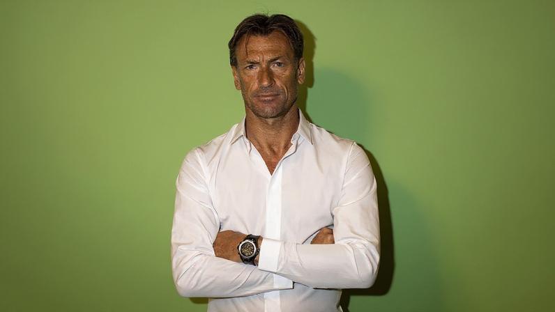 Hervé Renard ficou conhecido pela beleza durante a última Copa — Foto: Gao Meng/VCG via Getty Images