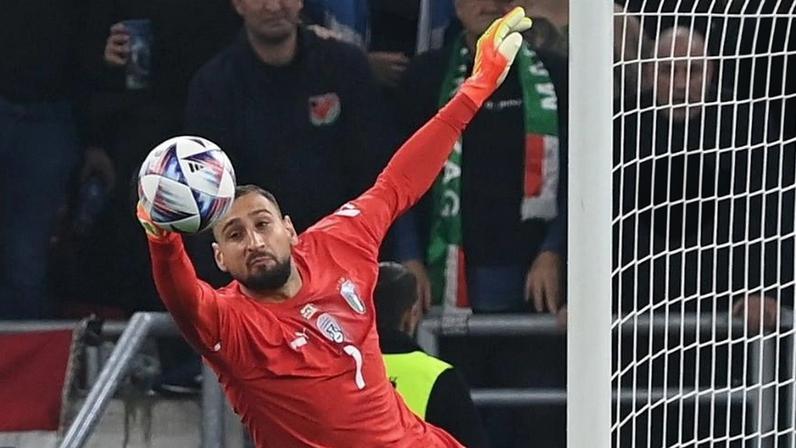 Gianluigi Donnarumma, goleiro da Itália, em jogo contra a Hungria pela Liga das Nações