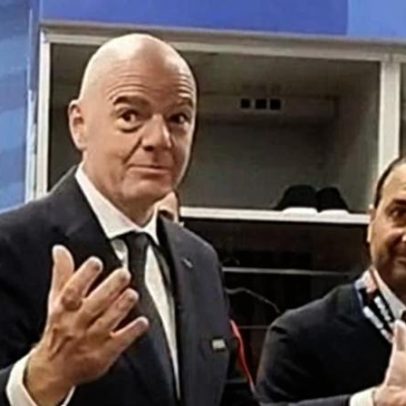 Infantino faz maratona para acompanhar jogos da Copa