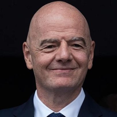 Casagrande critica foco da Fifa em dinheiro