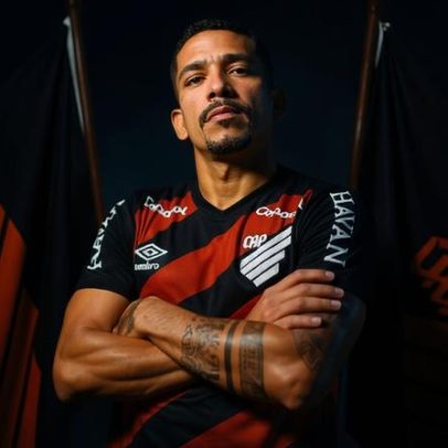 Athletico-PR anuncia contratação do lateral Gilberto