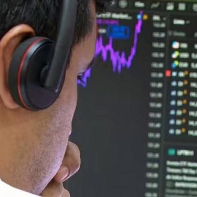 Ibovespa cai 0,42% enquanto bolsas estrangeiras têm bom desempenho