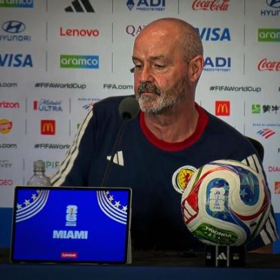 Steve Clarke diz que Neymar em campo representa ameaça adicional