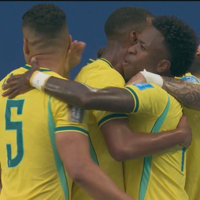 Brasil avança para mata-mata com primeira fase convincente