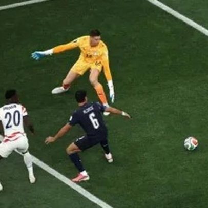Jogador do São Paulo marca o primeiro gol contra da Copa em EUA x Paraguai