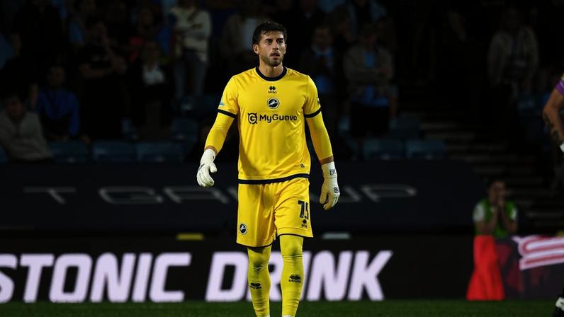 Max Crocombe, goleiro da Nova Zelândia