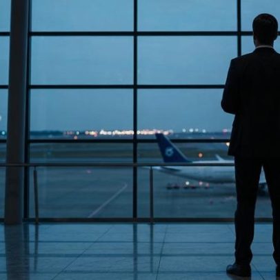 Governo autoriza viagem de servidora à França para preparar visita presidencial