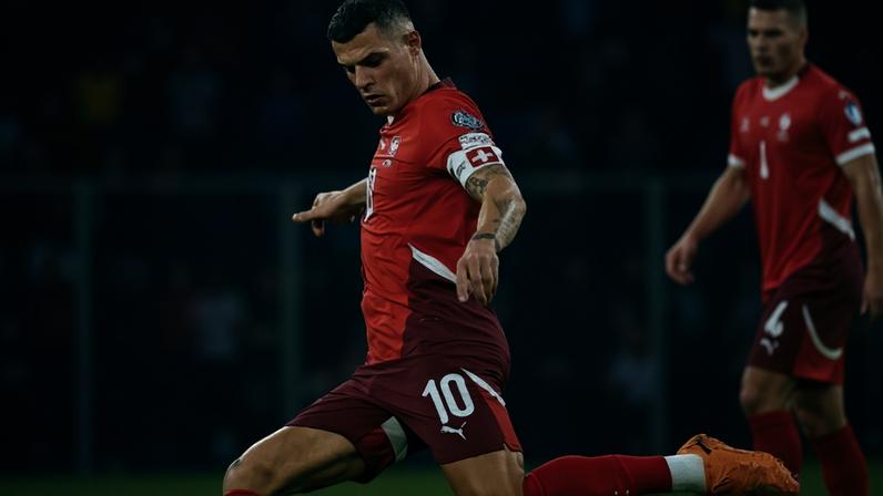 Granit Xhaka, grande líder em campo da Suíça