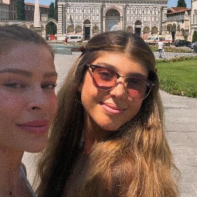 Grazi Massafera curte férias com a filha na Itália