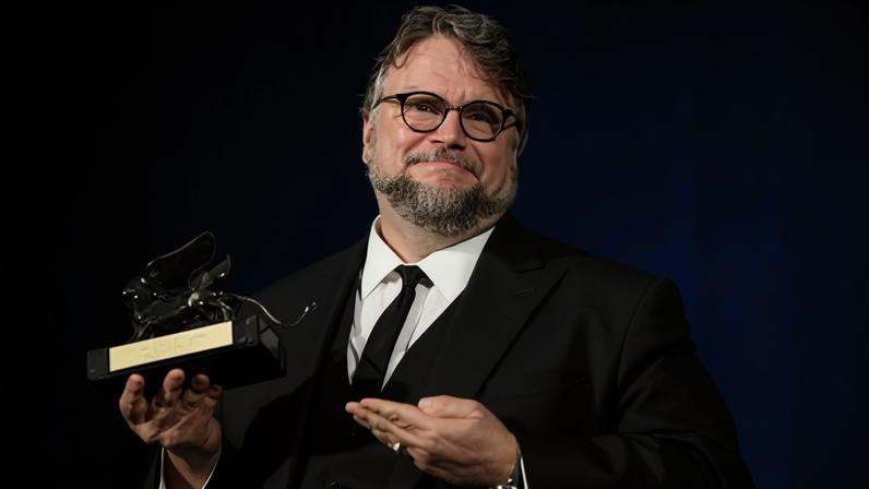 Guillermo del Toro venceu o Leão de Ouro no Fesitval de Veneza de 2017 por "A Forma da Água"
