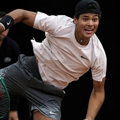 Guto Miguel vence Roland Garros juvenil e faz história