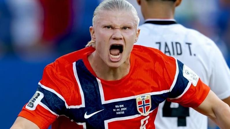 Haaland, da Noruega, comemora gol sobre o Iraque em partida da Copa do Mundo