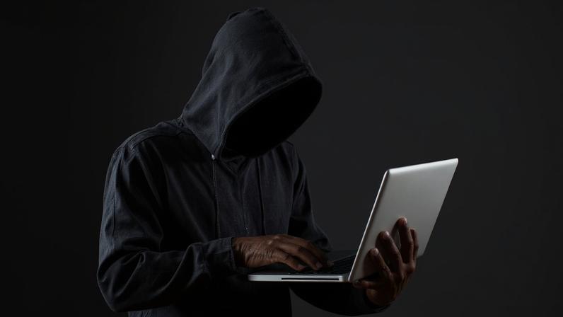 Uma nova tentativa de movimentar R$ 28 milhões foi bloqueada pela instituição financeira. (Foto: Freepik)