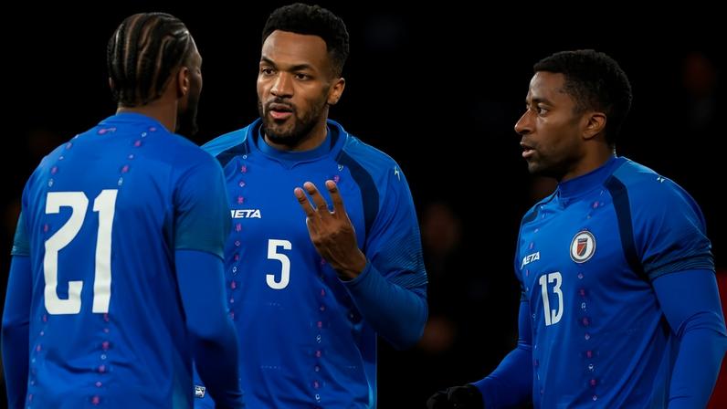Haiti toma decisão sobre uniforme após Fifa pedir alterações para Copa