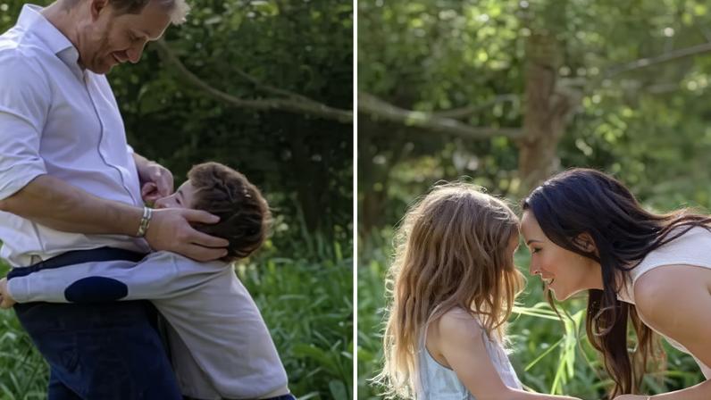 Harry, Meghan Markle e seus dois filhos, Archie (7 anos) e Lilibet Diana (5 anos), netos do Rei Charles III