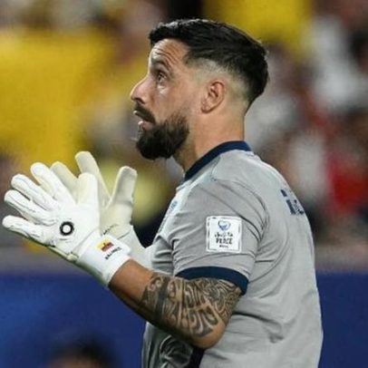 Goleiro do Equador: 'Se não acreditar, melhor voltar' após revés