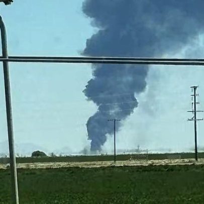 B-52 da USAF cai após decolagem na Base Edwards, Califórnia