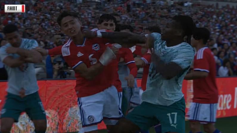Rafael Leão dá soco em Iván Román em amistoso Portugal x Chile — Foto: Reprodução