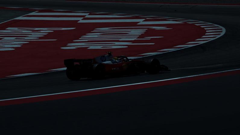 Hamilton é mais líder no campeonato de pilotos