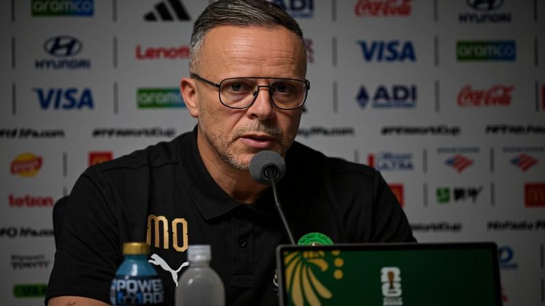 Mohamed Ouahbi em entrevista coletiva de Marrocos — Foto: Divulgação / Seleção do Marrocos