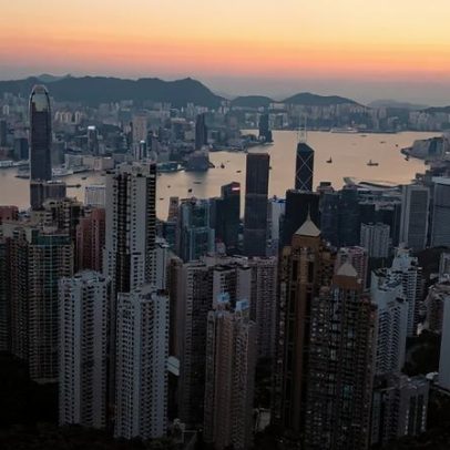 Pequim restringe investimentos offshore, impactando setor financeiro de Hong Kong