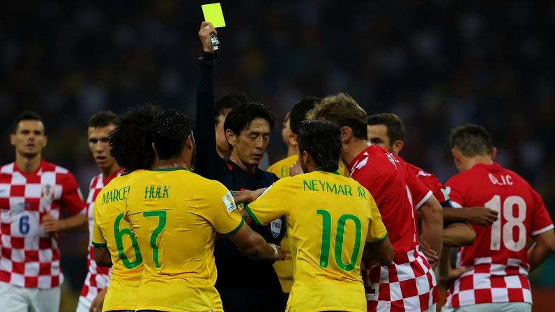 Marcelo, Hulk e Neymar estavam na estreia da seleção brasileira contra a Croácia na Copa de 2014